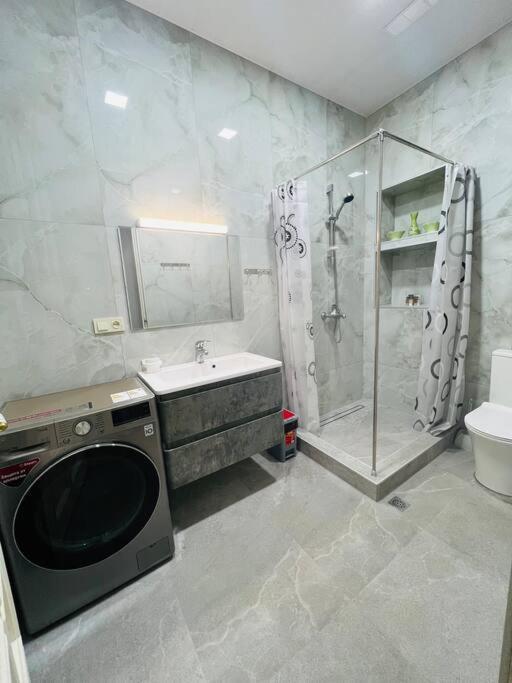 Spacious 2 Bedrooms In The Center Of Yerevan Exterior foto