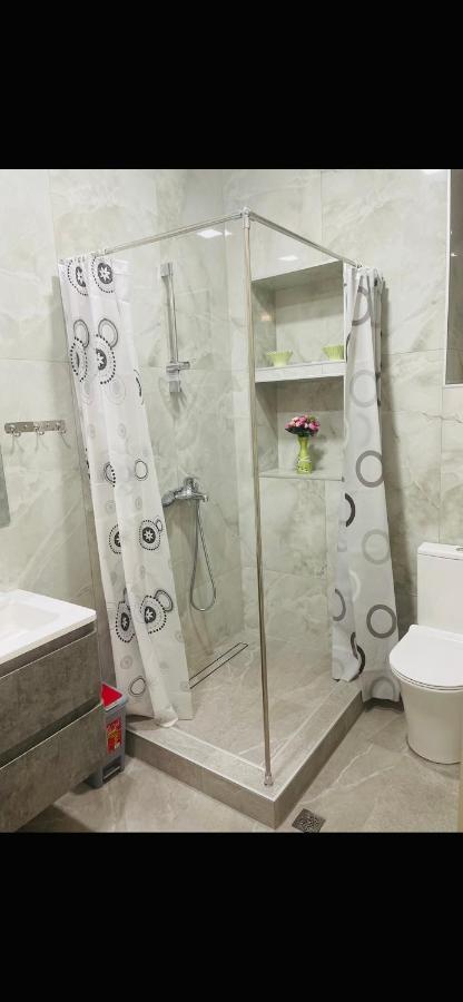 Spacious 2 Bedrooms In The Center Of Yerevan Exterior foto