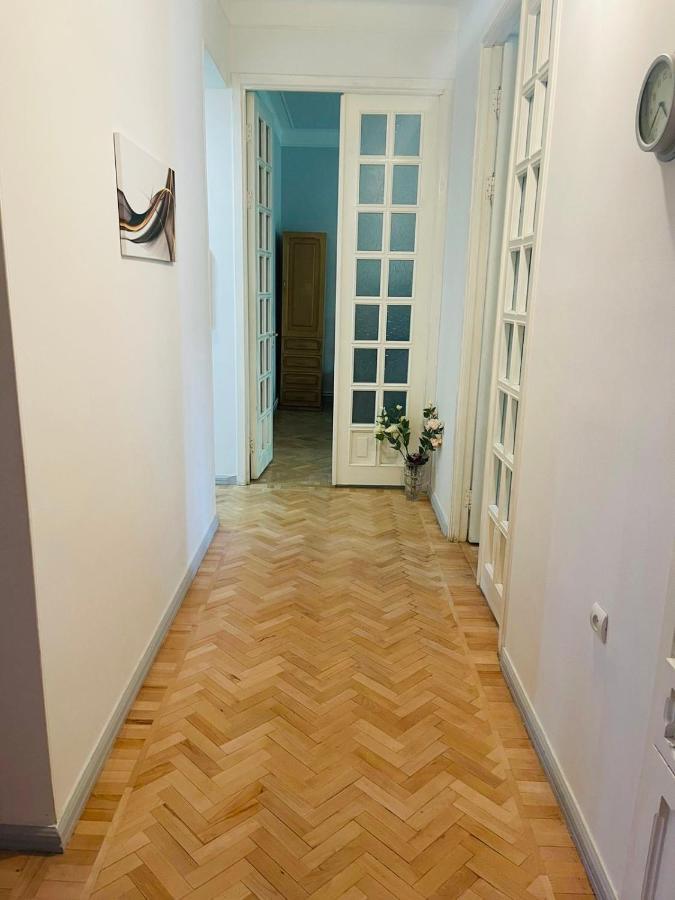 Spacious 2 Bedrooms In The Center Of Yerevan Exterior foto